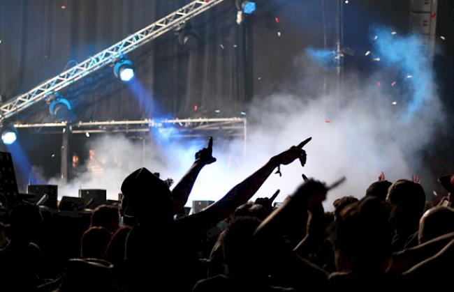 Robin Schulz bringt Gampel zum Tanzen und lässt Konfetti regnen