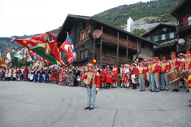 Impressionen vom Bezirksfest Westlich Raron in Hohtenn. 