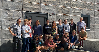 Die Schreinierlehrlinge der Berufsfachschule Oberwallis.