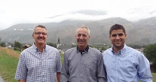 Gemeinderat: Rinaldo Karlen (bisher), Nicolas Murmann (neu). Vize-Richter: Paul Jenelten. Burgerrat: Peter Grand (fehlt auf dem Photo).