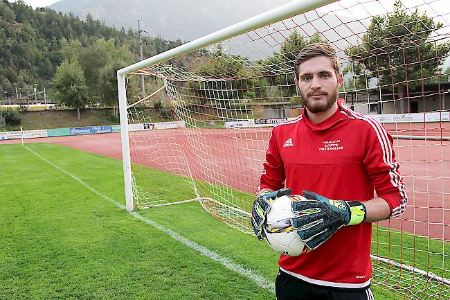 Michael Kurmann. Der Agarner ist Torhüter des FC Oberwallis Naters.