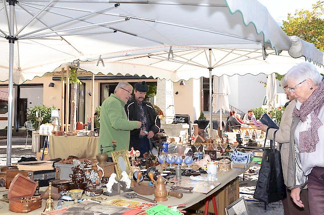 Hans Winkler ist bereits seit 30 Jahren als Verkäufer am Briger Herbstmarkt