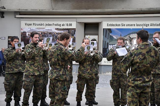 Während des WKs proben die Soldaten bis zu acht Stunden am Tag.