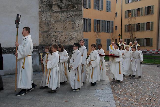 Kurz vor dem Empfang in der St. Theodulkirche in Sitten.