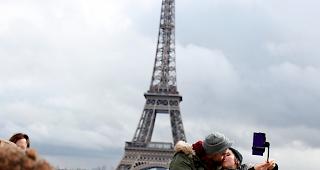 Paris zieht wieder mehr Touristen an. (Symbolbild)