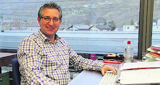 Hat gut lachen. Eggerbergs Gemeindepr&auml;sident Reto Zimmermann blickt der Urversammlung von morgen Freitag positiv entgegen.