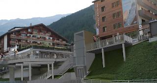 &laquo;Gl&auml;serner Lift&raquo; und mehr Platz zum Verweilen. So sieht die Kirchbr&uuml;cke k&uuml;nftig aus.