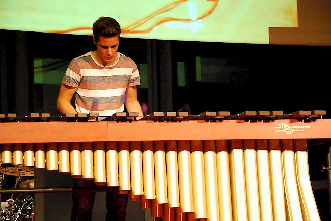 Impressionen vom Walliser Percussionisten- und Drummerwettbewerb. (Final Marimbaphone)