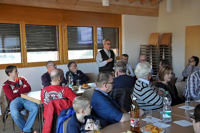 Cäsar Biderbost erzählte die spannende Geschichte der Gemeinde Grafschaft.