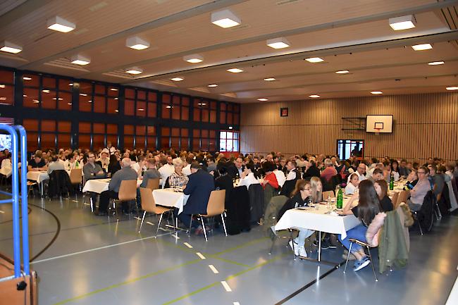 Volle Mehrzweckhalle beim Neujahrsempfang 2017.