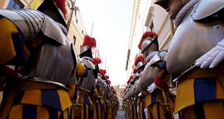Die Schweizer Gardisten absolvierten den Kurs in ihrer Freizeit.
