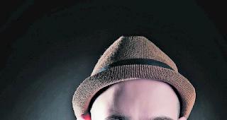 Fr&uuml;h &uuml;bt sich. Schon fr&uuml;h hat Jean-Pierre Perren das Fotografieren f&uuml;r sich entdeckt. Er liebt es, die Welt durch die Linse zu betrachten.  