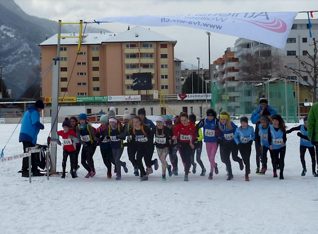 Auf dem Sportplatz Stapfen in Naters fand am Samstag der 2. Lauf der Kantonalen Crosstournee 2017 statt.