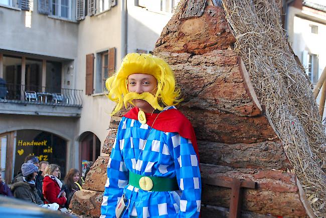 Impressionen vom Grossen Fasnachtsumzug durch die Leuker Altstadt. 