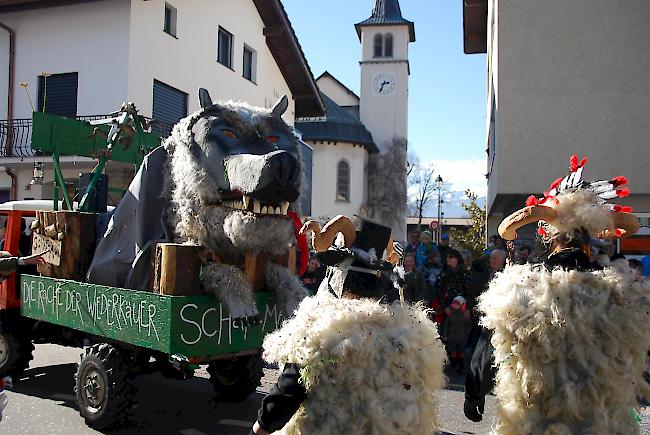 Der grosse Fasnachtsumzug am Gigeli Mäntag.