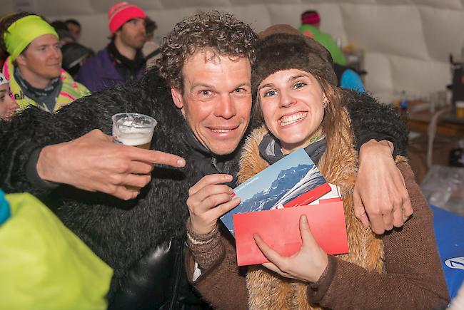 Eindrücke vom Volksfest in der Iglu-Bar