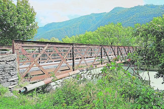 Die Tage der Rottenbrücke in Raron sind gezählt. Ab 2019 soll mit den Neubau begonnen werden.