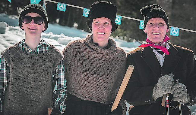 Nicolas (13) und Claudia Hasler (43), beide aus Gampel und Beni Frankiny (53) aus Naters