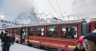 Wieder mehr asiatische Besucher auf dem Jungfraujoch