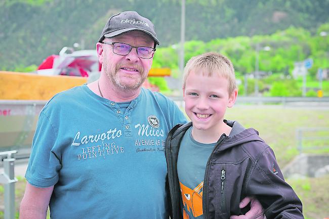 Paul (53) und Marco Imhof (10) aus Binn.