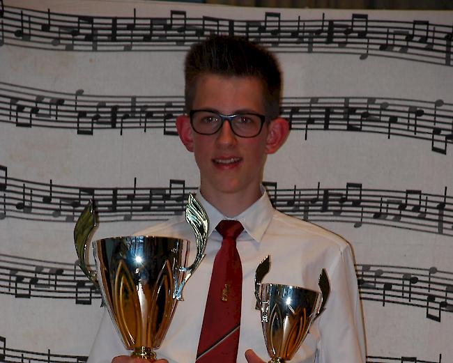 Fabio Imseng spielte sich als Schüler ins Juniorenfinale und wurde mit dem Es-Horn Schweizermeister.