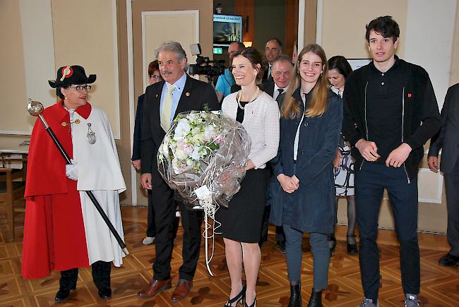 Die "first family" des Wallis (v. links): Diego, Silvia, Michelle und Simon Wellig freuen sich über den Festtag.