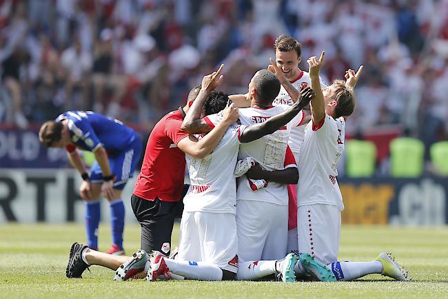 Unvergessener Sieg der Sittener im letzten Cupfinal gegen den Ligakrösus. Sitten - Basel 3:0.