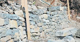 Wie hoch sind die Sanierungskosten f&uuml;r die Trockenmauern?