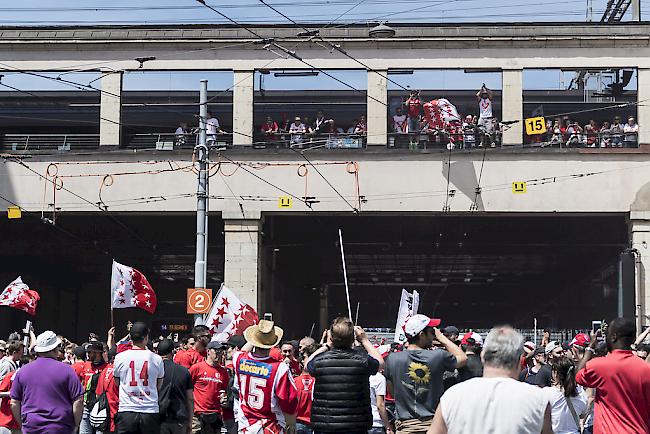 Sitten-Fans stimmen sich auf den Cupfinal ein. 