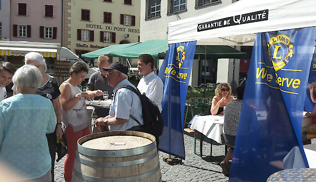 Prächtiges Sommerwetter begleitete den Lions-Event auf dem Sebastiansplatz in Brig