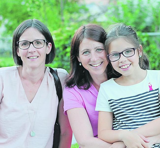 Judith Franzen (40), Esther (41) und Maria Zumhofen (10), alle aus Baltschieder.