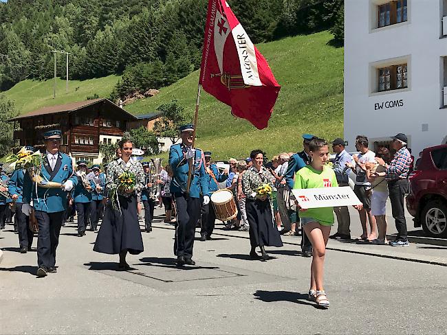 Impressionen aus dem 66. Bezirksmusikfest Goms/Östlich Raron in Ernen.