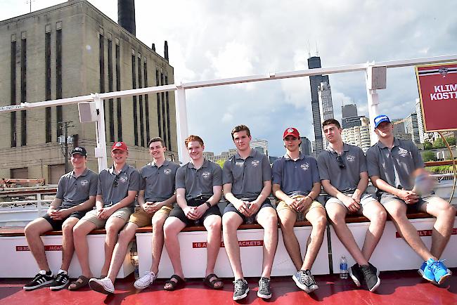 Die besten Talente auf einen Blick, Nico Hischier als Dritter von rechts.