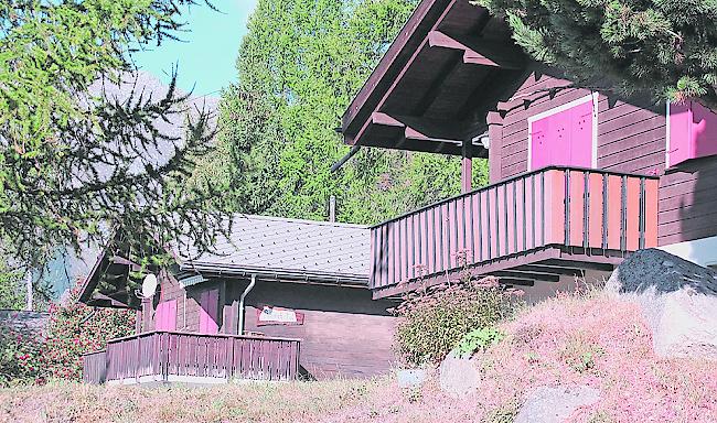 Im Landschaftspark Binntal soll es künftig weniger geschlossene Fensterläden geben.