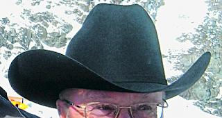 Per Heli zu Tal. Art Furrer (80) gelang die Matterhorn-Besteigung nur halbwegs. 