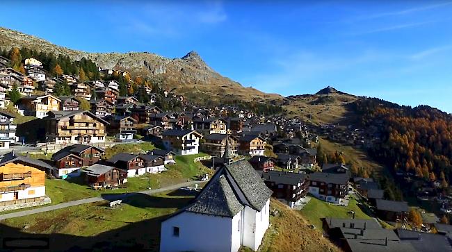 Filmemacher Rafael Imhof hat einen Dokumentarfilm über sein Heimatdorf Bettmeralp gedreht. 