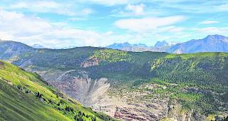 Das Kind wurde in den fr&uuml;hen Morgenstunden geborgen. Das Gebiet der Moosfluh oberhalb Riederalp, gesehen vom &laquo;Inner Aletschji&raquo;. 