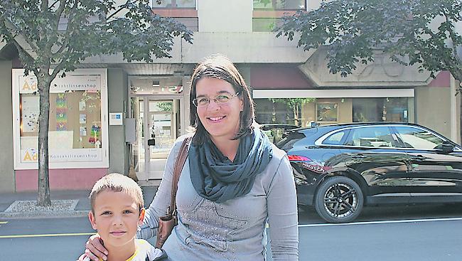 Simon Werlen (7) aus Reckingen und Michaela Walpen (34) aus Naters.