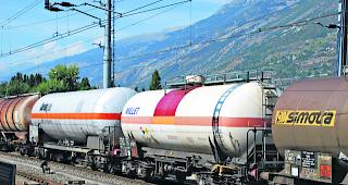 J&auml;hrlich werden rund 19'000 Tonnen Chlor durch die Genferseeregion nach Visp und Monthey transportiert. 