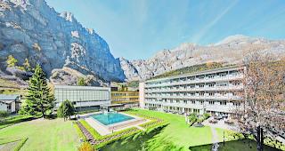 Stellenabbau. Per Ende August sprach die &laquo;Leukerbad Clinic&raquo; f&uuml;r insgesamt neun Angestellte die K&uuml;ndigung aus. Dies aufgrund der schwierigen wirtschaftlichen Situation. 