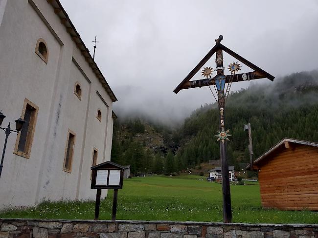 Die Evakuierung der rund 220 Bewohner und Gäste des Dorfteils «Unter dem Berg» konnte aufgehoben werden. 