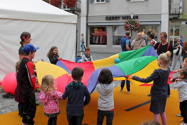 Die «Compagnie Digestif» unterhielt die Kinder mit einem Zirkusatelier.