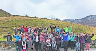 Mit Schwung. Die k&uuml;hlen Temperaturen taten der guten Stimmung keinen Abbruch. 
