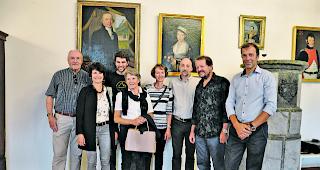 Gut gelaunt. Peter Planche (links), Pr&auml;sident, Stadtr&auml;tin Lucia N&auml;fen und die Vorstandsmitglieder Pascal Hanselmann, Anni Walker, Jeannette Meichtry, Robert Hutter, Philipp Salzmann und Raphael Zimmermann.  