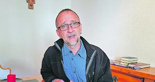 Zerm&uuml;rbt. Bruder Beat Pfammatter beklagt sich &uuml;ber den Druck aus einem konservativen Kreis. 