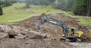Der Voreinschnitt des Stollenportals in Oberwald