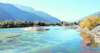 Weit zur&uuml;ckgegangen. Der Wasserstand in der Volki-Gilla ist in diesem Herbst erneut rapide gesunken. 