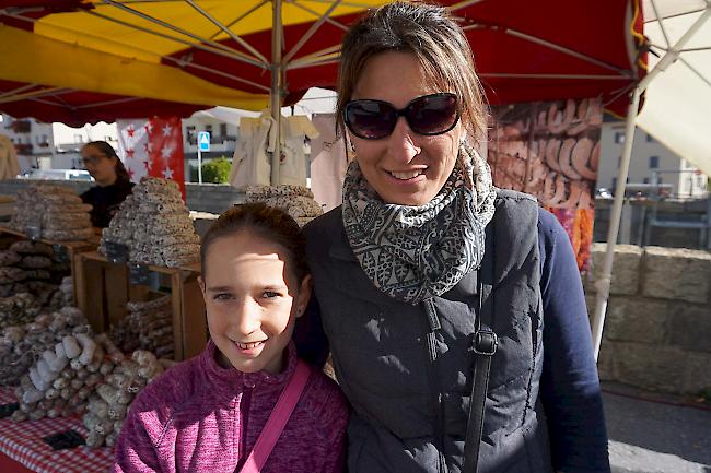 Lena Gebhard (10) und Helga Burgener (41), beide aus Saas-Grund.