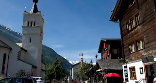 Der Ausl&auml;nderanteil in T&auml;sch ist hoch.