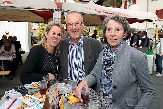 Sandra Brunner (44) von der Riederalp, Klaus (70) und Marianne Guntern (68), beide aus Naters.
